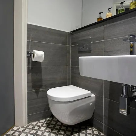 Apartment The Matcham At Claremont *